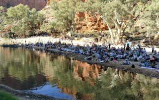 Ormiston Gorge audience